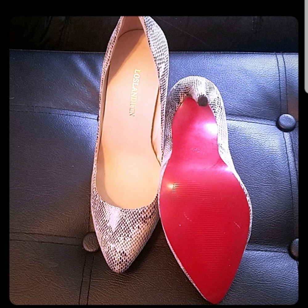 Red bottom pumps